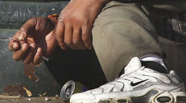 ana sentintele neprivative de libertate contribuie decisiv la reintegrarea si reabilitarea consumatorilor de droguri