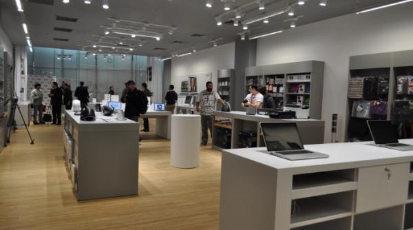 cel mai mare magazin cu produse apple din europa de sud est deschis la bucuresti