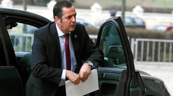 cezar preda ungureanu este responsabil pentru ce se intampla in ultimele zile in pdl el a lansat informatia ca a iesit din sedinta coalitiei nu va fi iertat niciodata de pdl