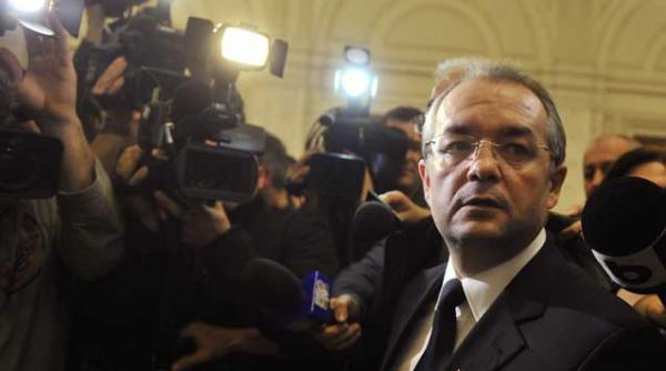 cutremurul frunzaverde unda de soc ajunge la boc actuala conducere pdl pusa la zid se cere congres extraordinar