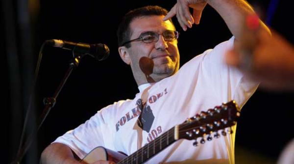 mihai margineanu in curand vor pune termopane arcului de triumf