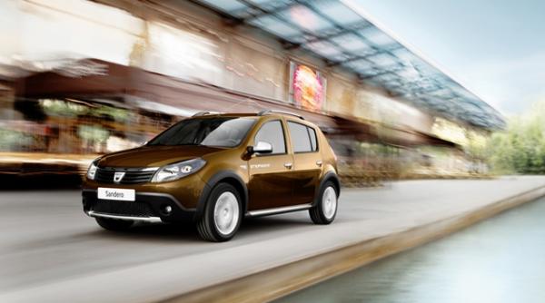 sandero stepway2 105 cp piele satelit de comanda pe volan bluetooth vezi cat costa