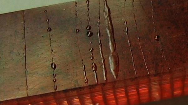 descoperire incredibila plasticul care imita pielea sangereaza si se vindeca singur