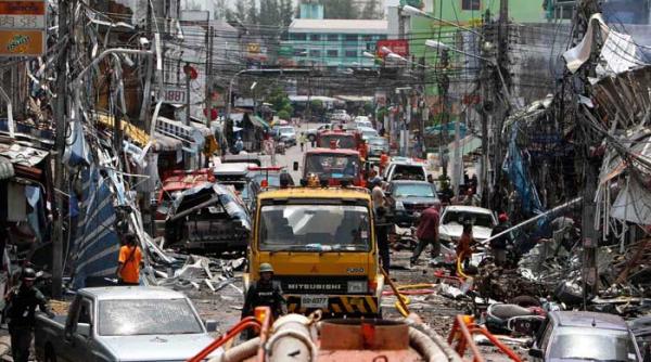 thailanda zece morti si peste o suta de raniti in urma exploziilor unor bombe video