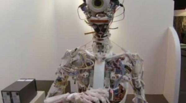 incredibil a fost inventat robotul care imita perfect miscarile omului video