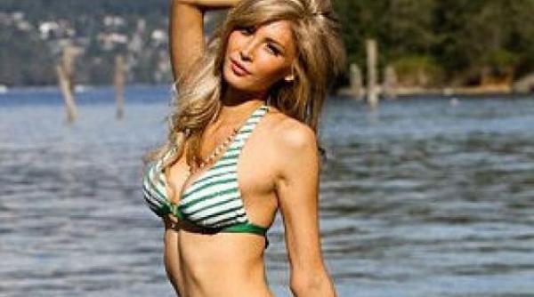 o concurenta la miss canada descalificata pentru ca s a nascut barbat a fost reprimita in concurs la interventia miliardarului donald trump