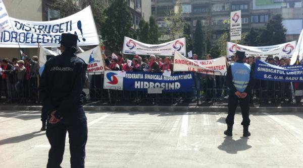 noul jaf national vanzarea resurselor energetice sindicalistii din energie au pichetat ministerul economiei