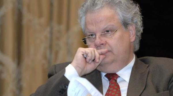 lobby pentru apa pura jean valvis vrea sa schimbe legea apelor astfel incat continutul de nitrati sa fie trecut pe eticheta produselor