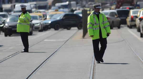 mai mult de zece la suta dintre politistii de la rutiera din iasi nu detin permise de conducere