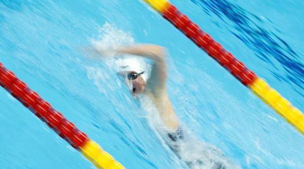 patru copii din baia mare s au intoxicat cu vapori de clor la bazinul olimpic de inot