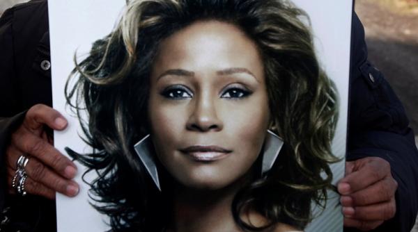 raportul final al al autopsiei lui whitney houston facut public cantareata a murit din cauza unei supradoze de droguri