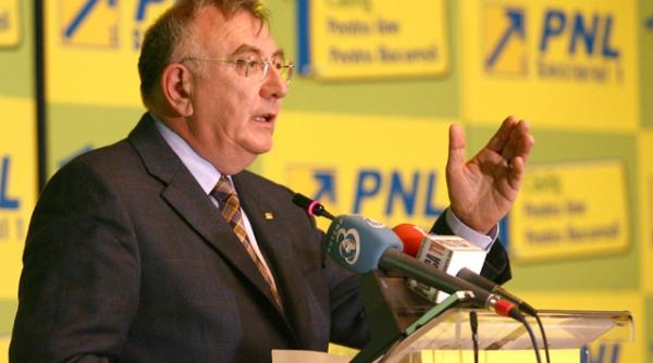 chiliman atac dur la crin antonescu poate sa astepte multumiri de la elena udrea liberalul mazilit doar ia in considerare demisia din pnl