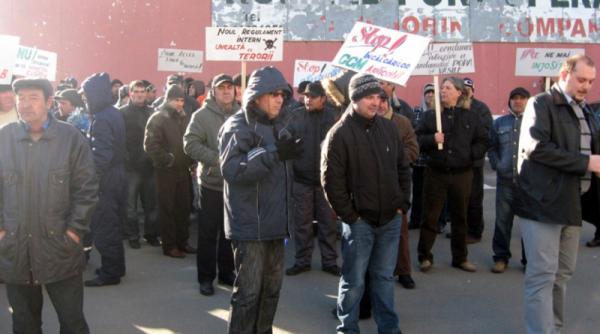 directorul administratiei porturilor maritime constanta sechestrat de angajati