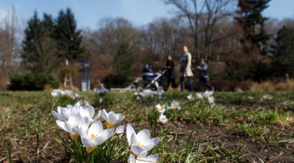 vremea va fi in incalzire treptata pana in jurul datei de 15 aprilie vezi prognoza meteo pentru 10 23 aprilie