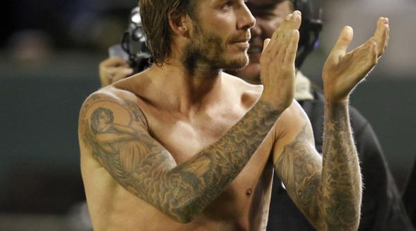 david beckham a devenit primul barbat care va aparea singur pe coperta elle
