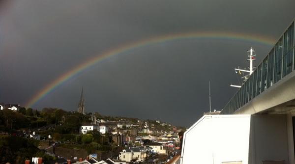 titanicul isi continua calatoria vezi fotografii trimise de singurii romani aflati la bordul vasului