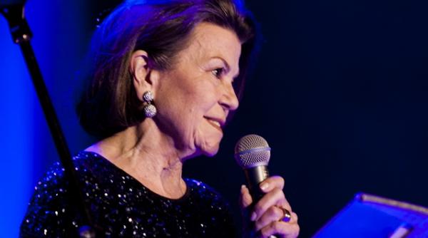 fundatia vodafone doua milioane de euro pentru proiecte sociale in 2012