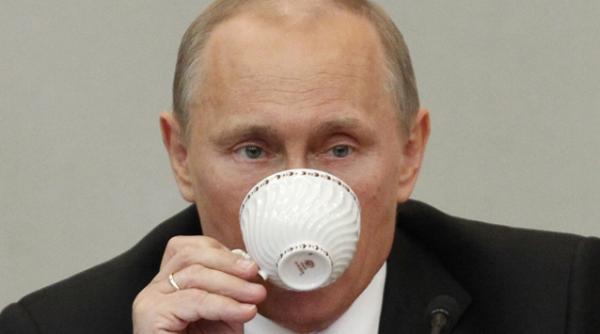 jignire fara precedent la adresa lui putin opozitia a plecat in timpul discursului prezidential din duma