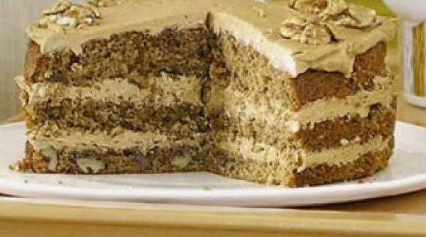 reteta zilei de la goodfood tort cu nuca