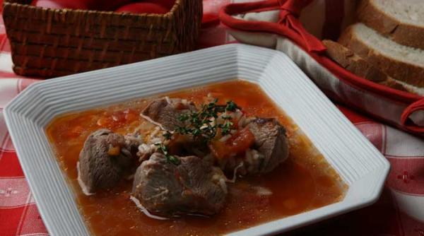 cocosul branza pestele priveghiul crucii si alte cutume si retete de pasti in gradistea calarasilor