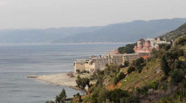 pelerin valah la sfantul munte athos