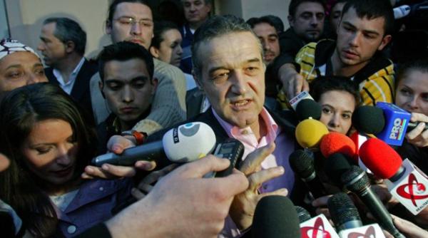 becali a rupt notificarile consiliul national pentru combaterea discriminarii si a facut o proasta pe o jurnalista