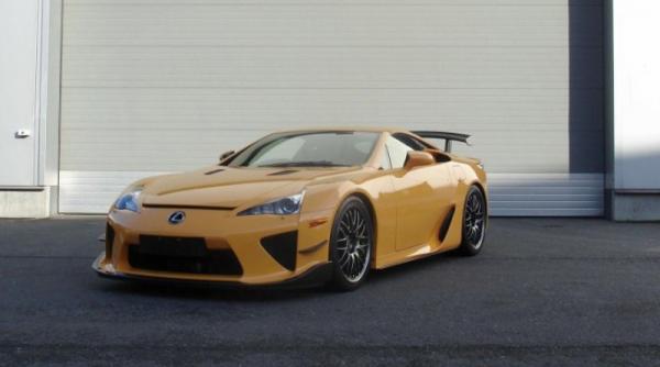 primul lfa cu pachetul nurburgring livrat in europa