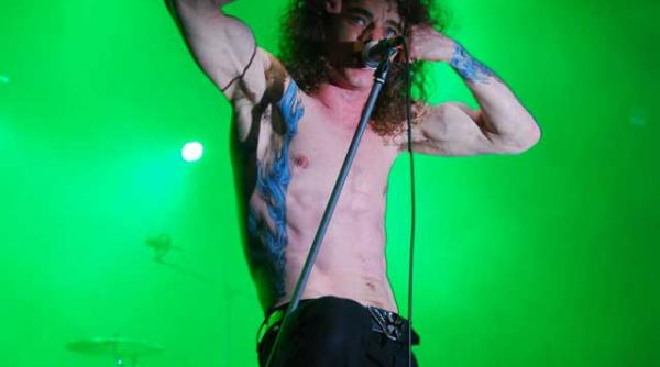 ciocolata si heavy metal