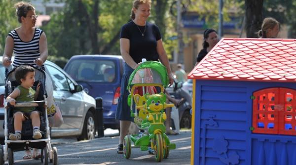 presa belgiana in romania criza ciunteste concediul parental