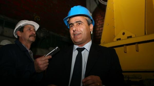 directorul general de la turceni trimis in judecata pentru abuz