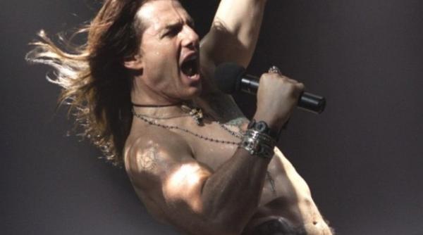 tom cruise asa cum nu l ai mai vazut niciodata uite l pe actor in rock of ages musicalul de 80 de milioane de dolari video