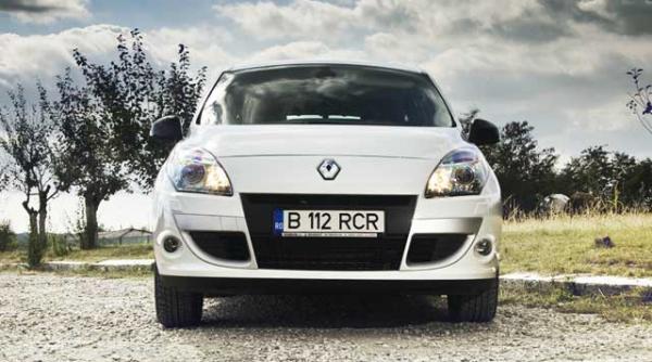 renault grand scenic pentru familisti convinsi