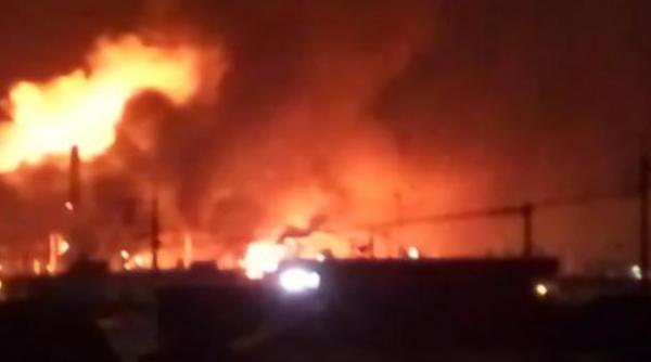 explozii la o centrala chimica din japonia un muncitor a murit alti 17 sunt raniti video