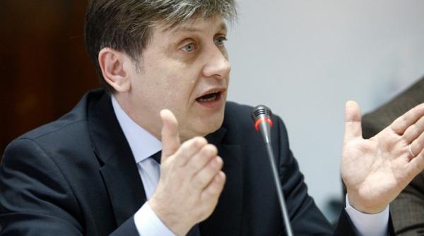 antonescu daca motiunea de cenzura are succes putem discuta si despre schimbarea lui blaga