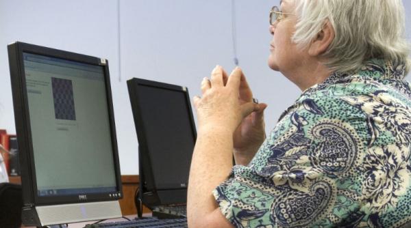 primaria nadlac face televiziune pe internet cu 50 000 euro multi localnici n au computer