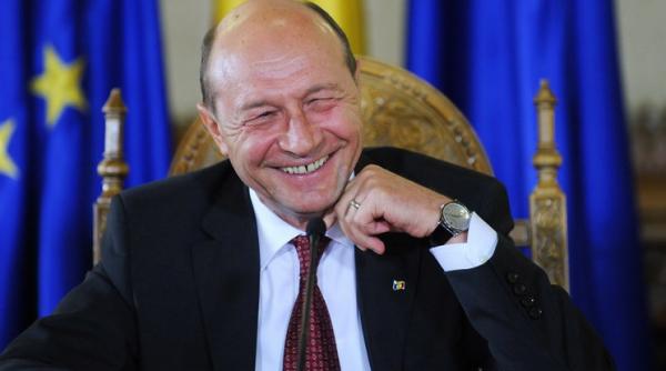 sfantul gheorghe ce le ureaza basescu romanilor care isi sarbatoresc onomastica
