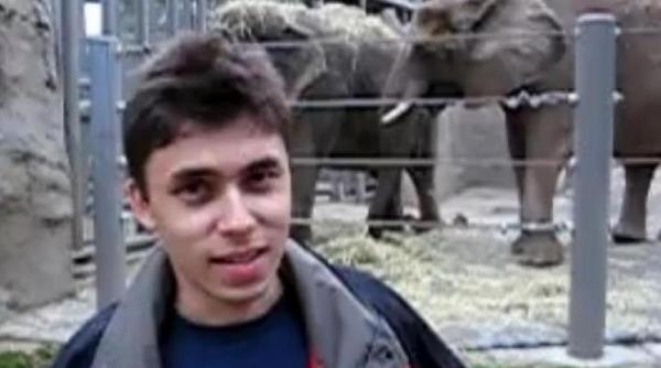 7 ani de la infiintarea youtube me at the zoo primul clip postat pe platforma care a revolutionat internetul video