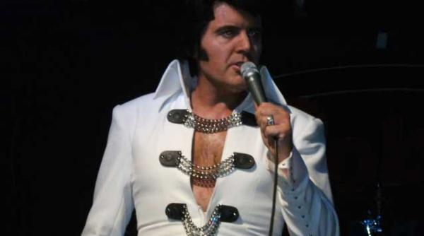 in mai elvis pentru prima oara in romania