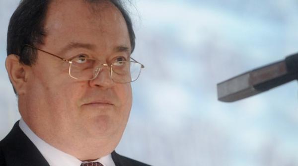 vasile blaga emil boc nu trebuie sa si dea demisia