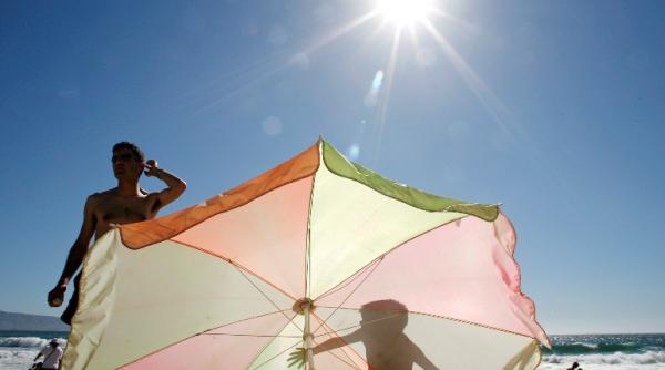 saptamana incepe cu temperaturi de pana la 32 de grade dupa 4 mai vin ploile vezi prognoza meteo pana pe 10 mai