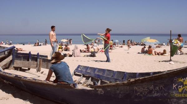 vama ia intre rockeri pitipoance pe tocuri si miniproteste impotriva exploatarii gazelor de sist