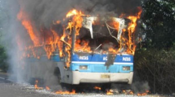 un autocar cu turisti romani a luat foc in apropiere de statiunea bulgara sunny beach