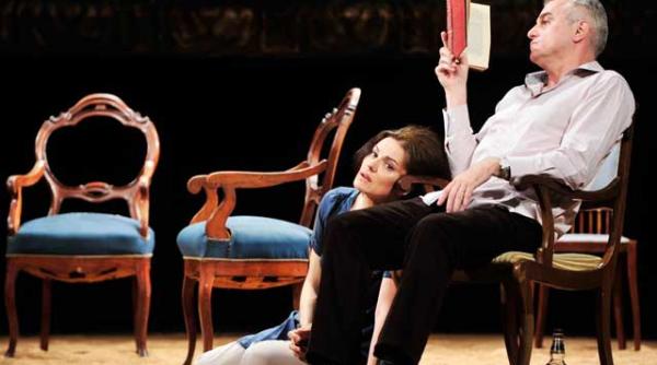 comedii si drame se joaca la teatrul stefan iordache