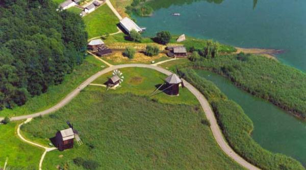 pe bicicleta in muzeul astra