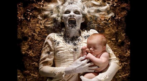 foto un artist realizeaza imagini infricosatoare