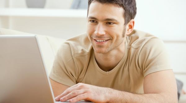 cum iti poate afecta emailul concentrarea si activitatea in timpul serviciului