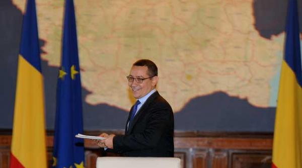 pensionarii primesc banii in 16 transe salariile bugetarilor se recupereaza prin cresteri in iunie si decembrie