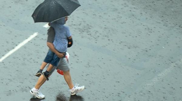 ploi si furtuni in toata tara de joi temperaturile cresc din nou vezi prognoza meteo pe trei zile