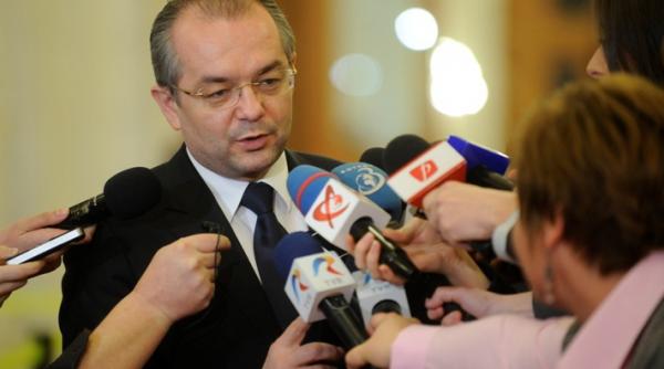 boc cere demisia ministrului educatiei ioan mang acuzat de furt intelectual