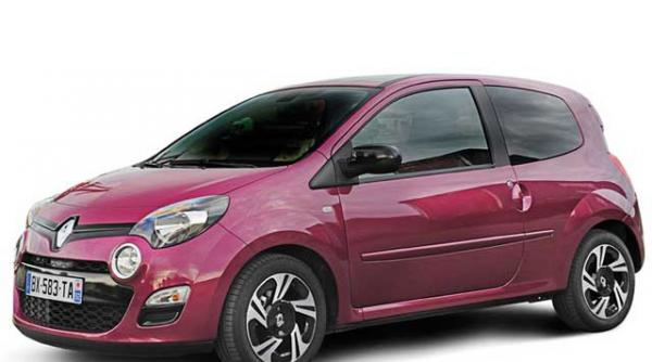 ce se intampla cand combini o starleta pop glamuroasa cu un supermini ieftin